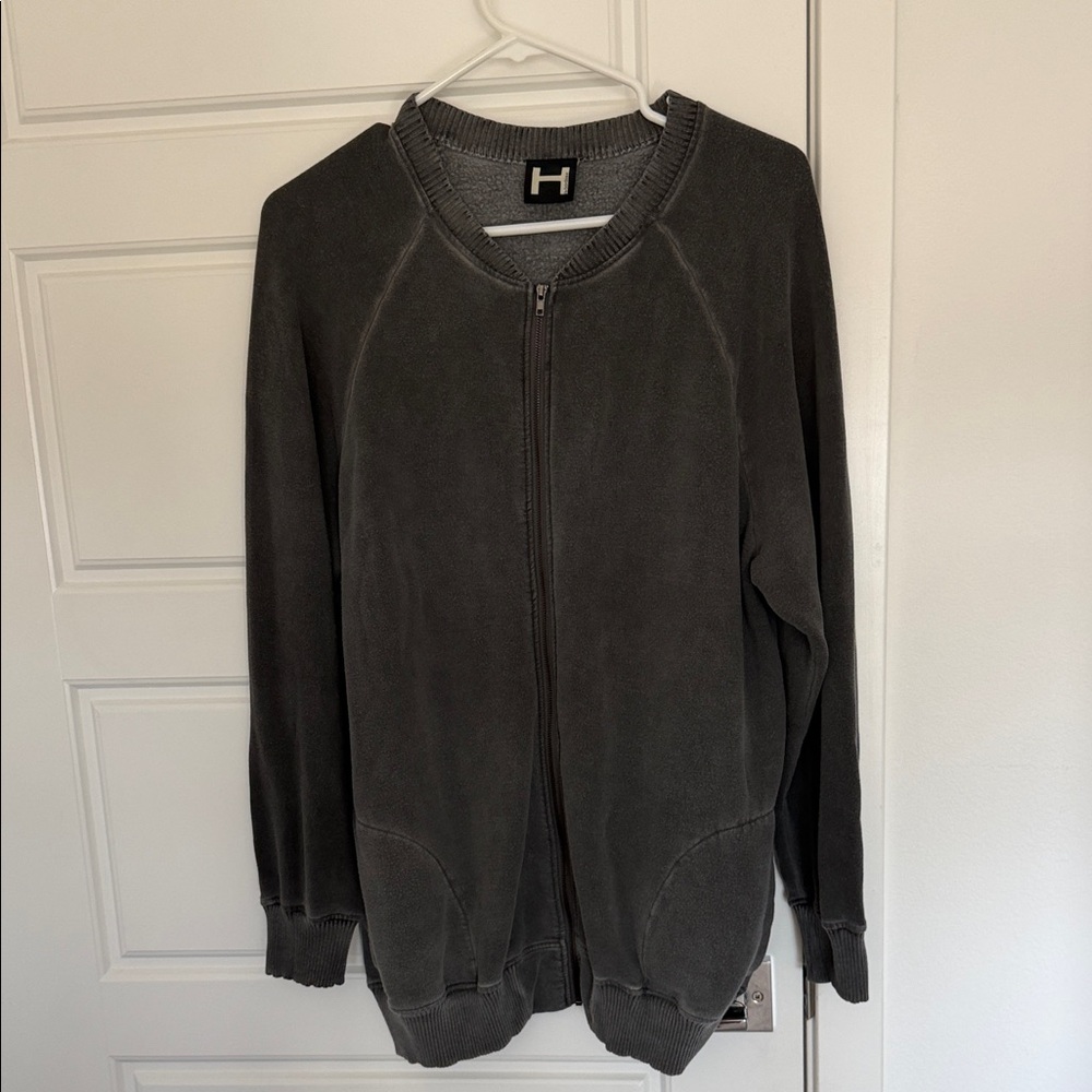 NWOT Hby bordeaux Dark Charcoal Zip-Up Sweater